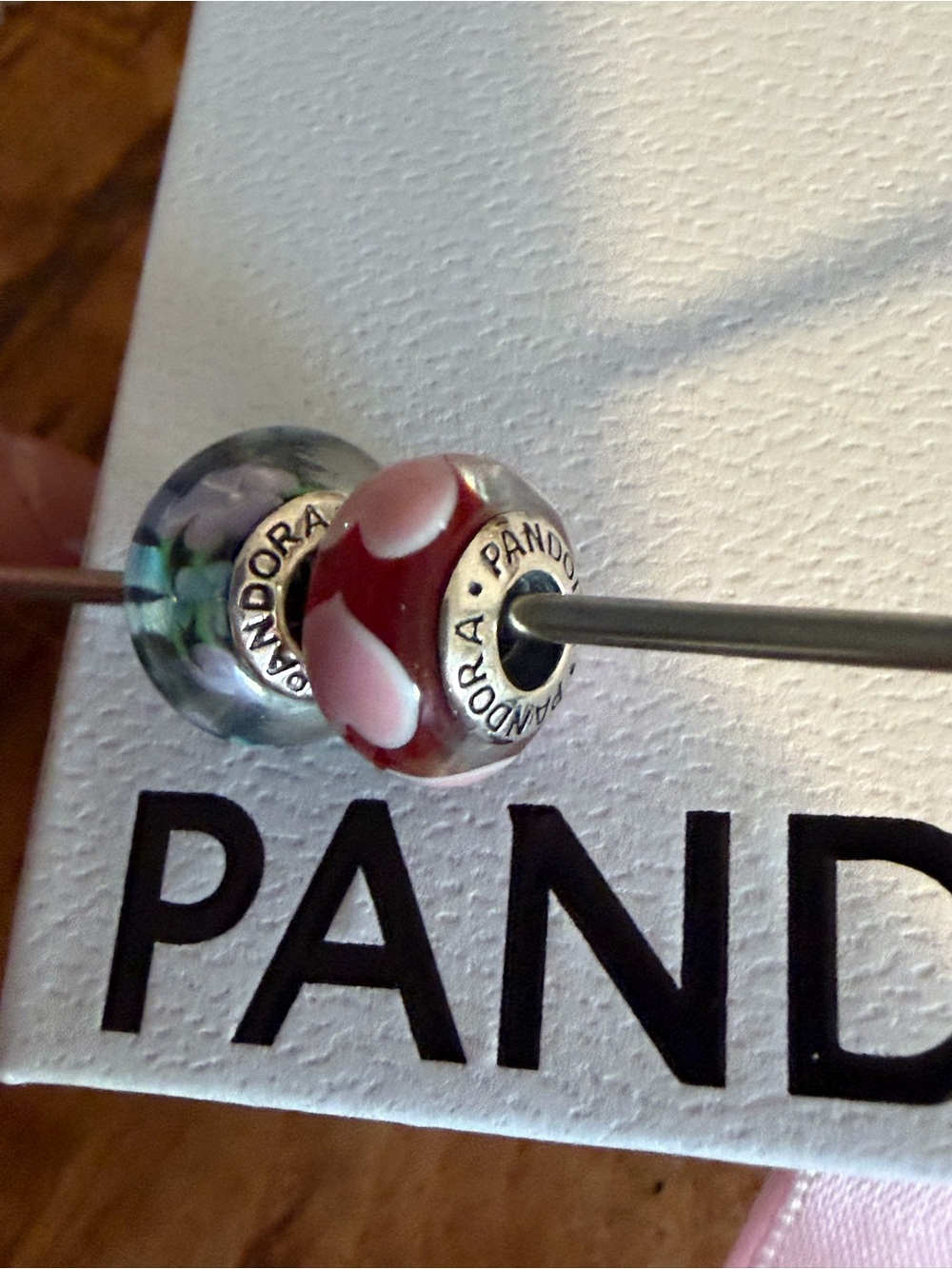 Pandora STUNNING Murano Charm Bundle - Picture 2 of 3